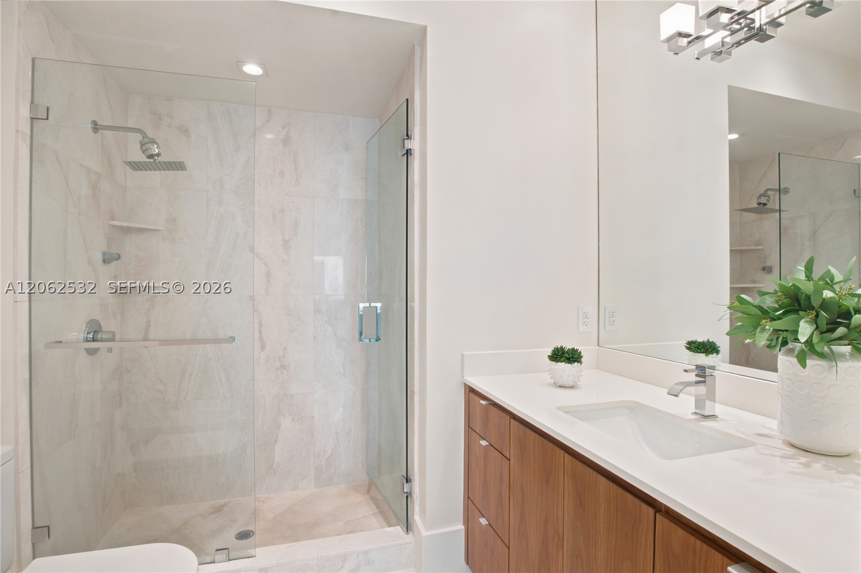 2820 Brickell Ave Miami, FL 33129