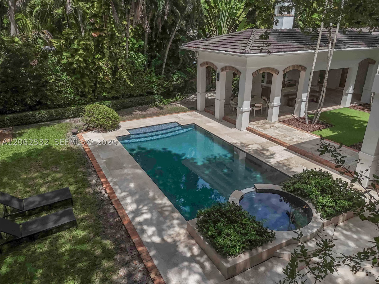 2820 Brickell Ave Miami, FL 33129