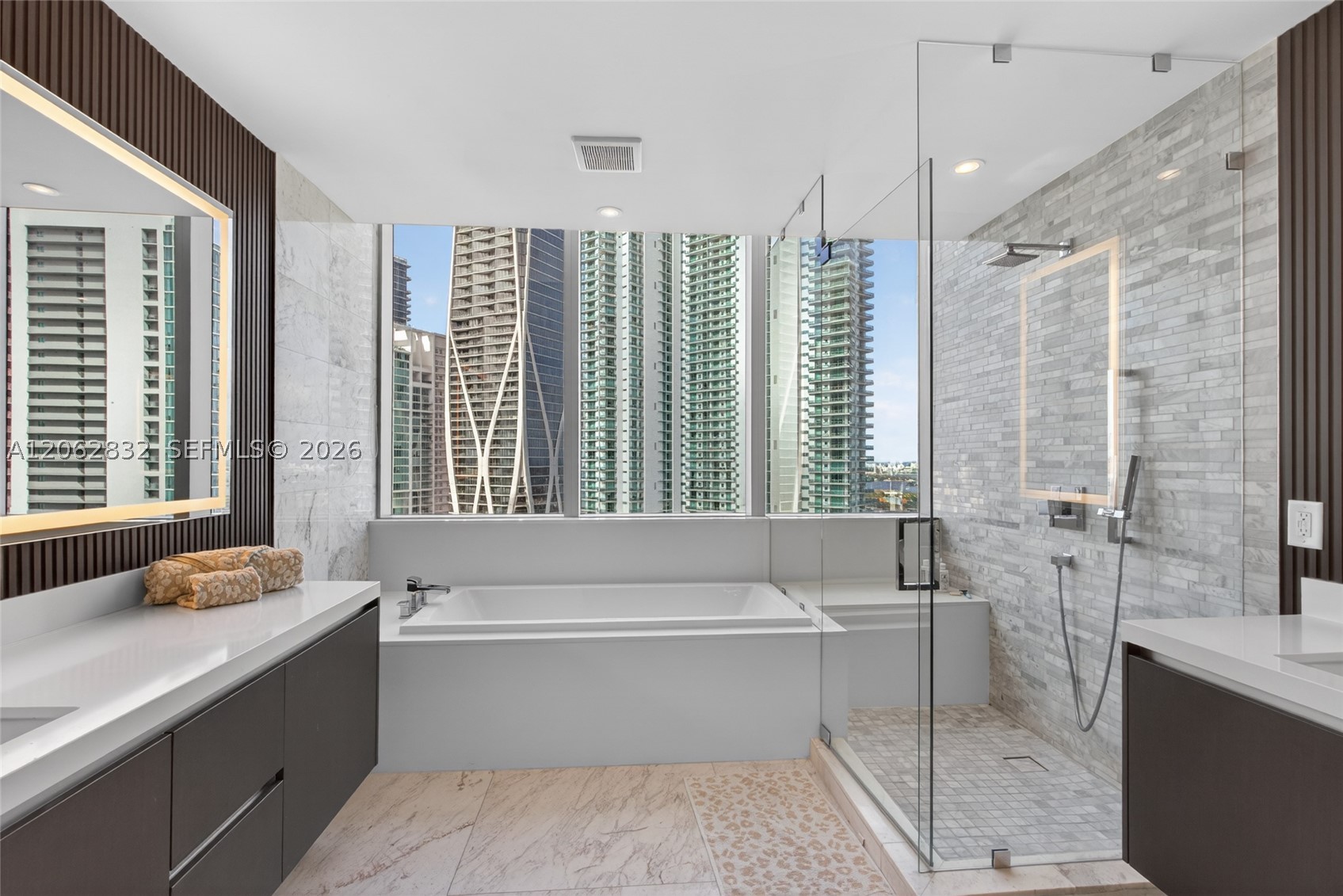 image Paramount Miami Worldcenter16