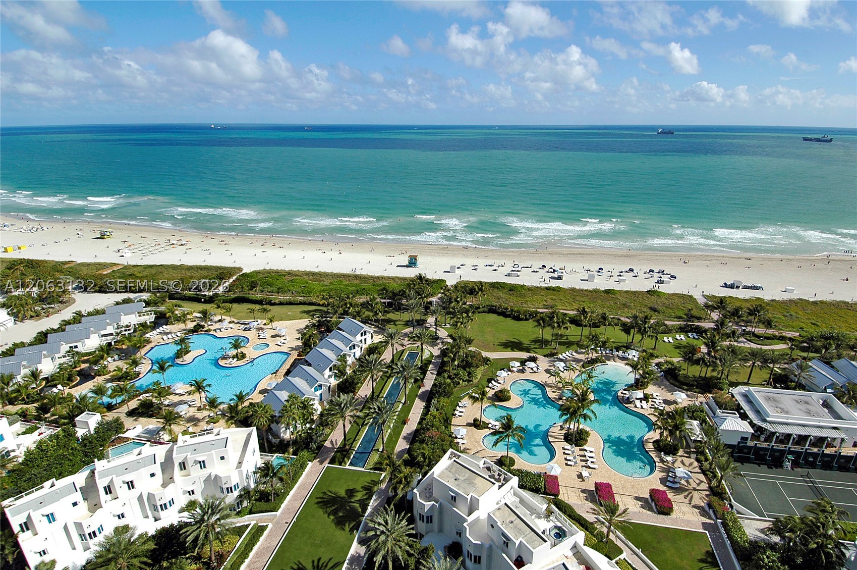 100 S Pointe Dr #3906 Miami Beach, FL 33139