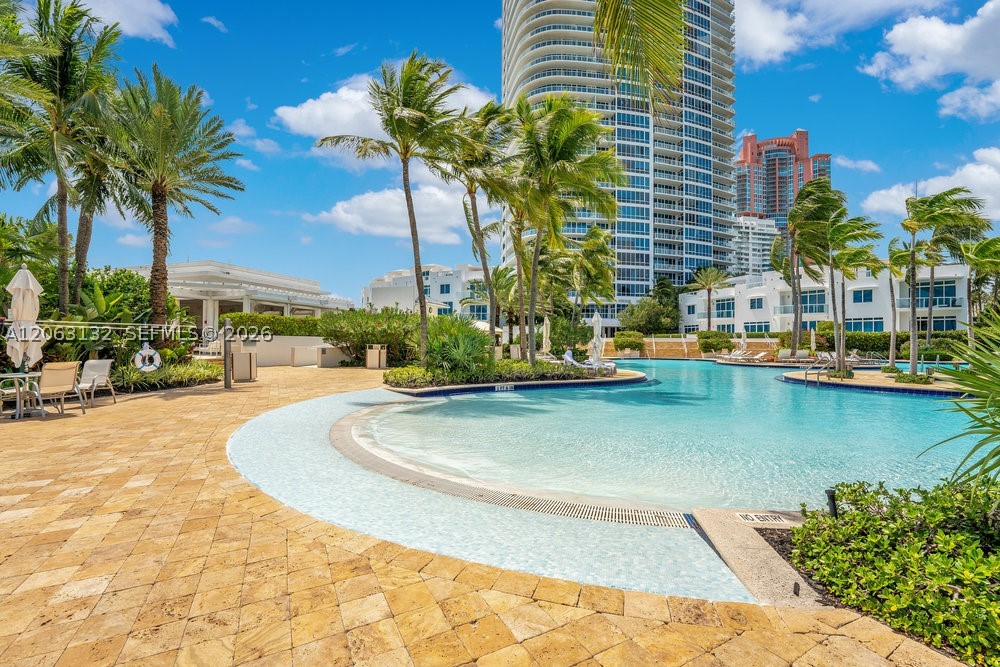 100 S Pointe Dr #3906 Miami Beach, FL 33139