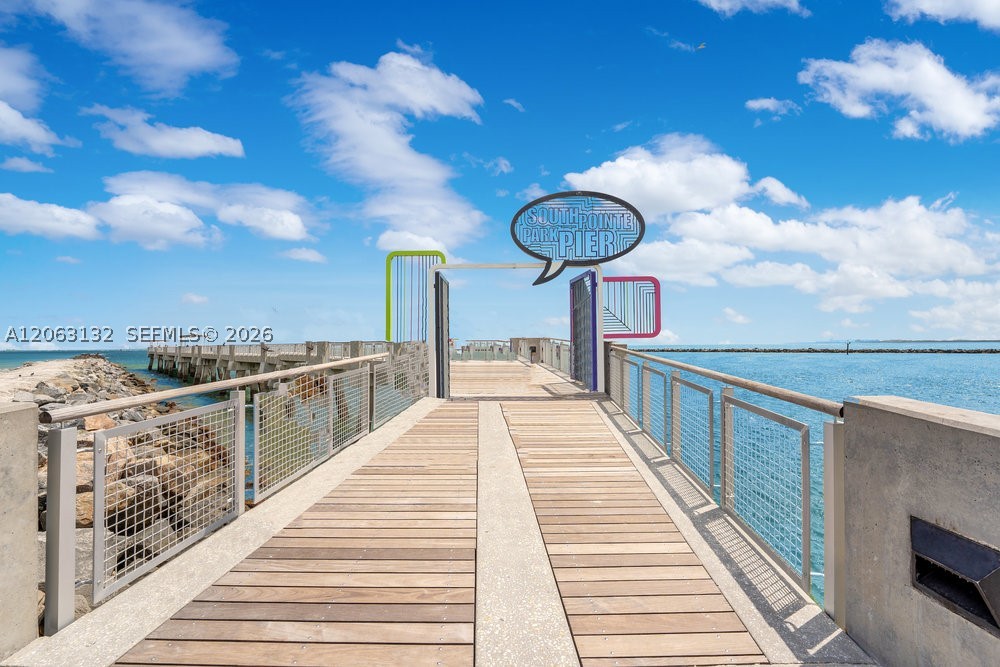 100 S Pointe Dr #3906 Miami Beach, FL 33139
