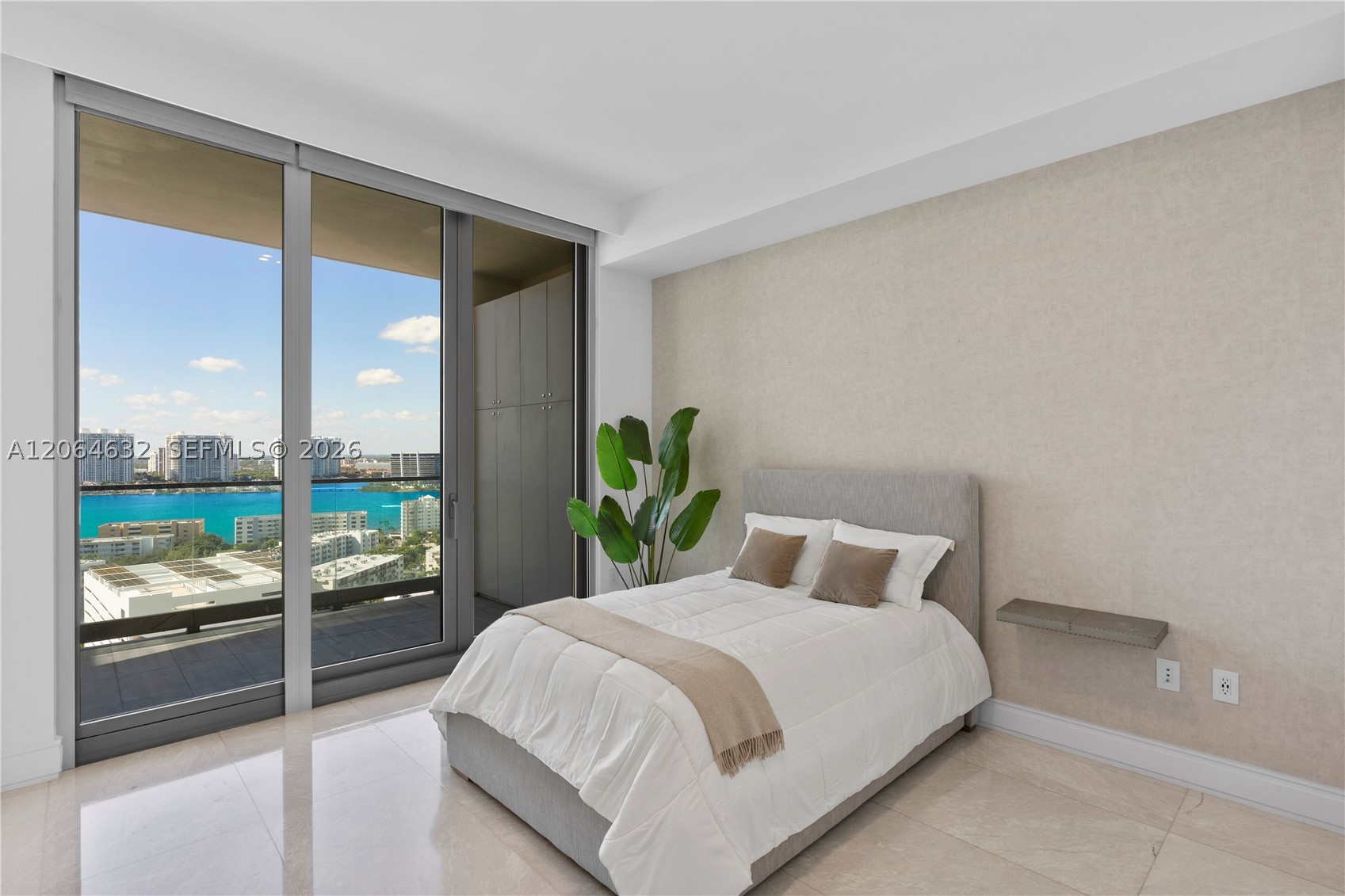 17901 Collins Ave #1803 Sunny Isles Beach, FL 33160