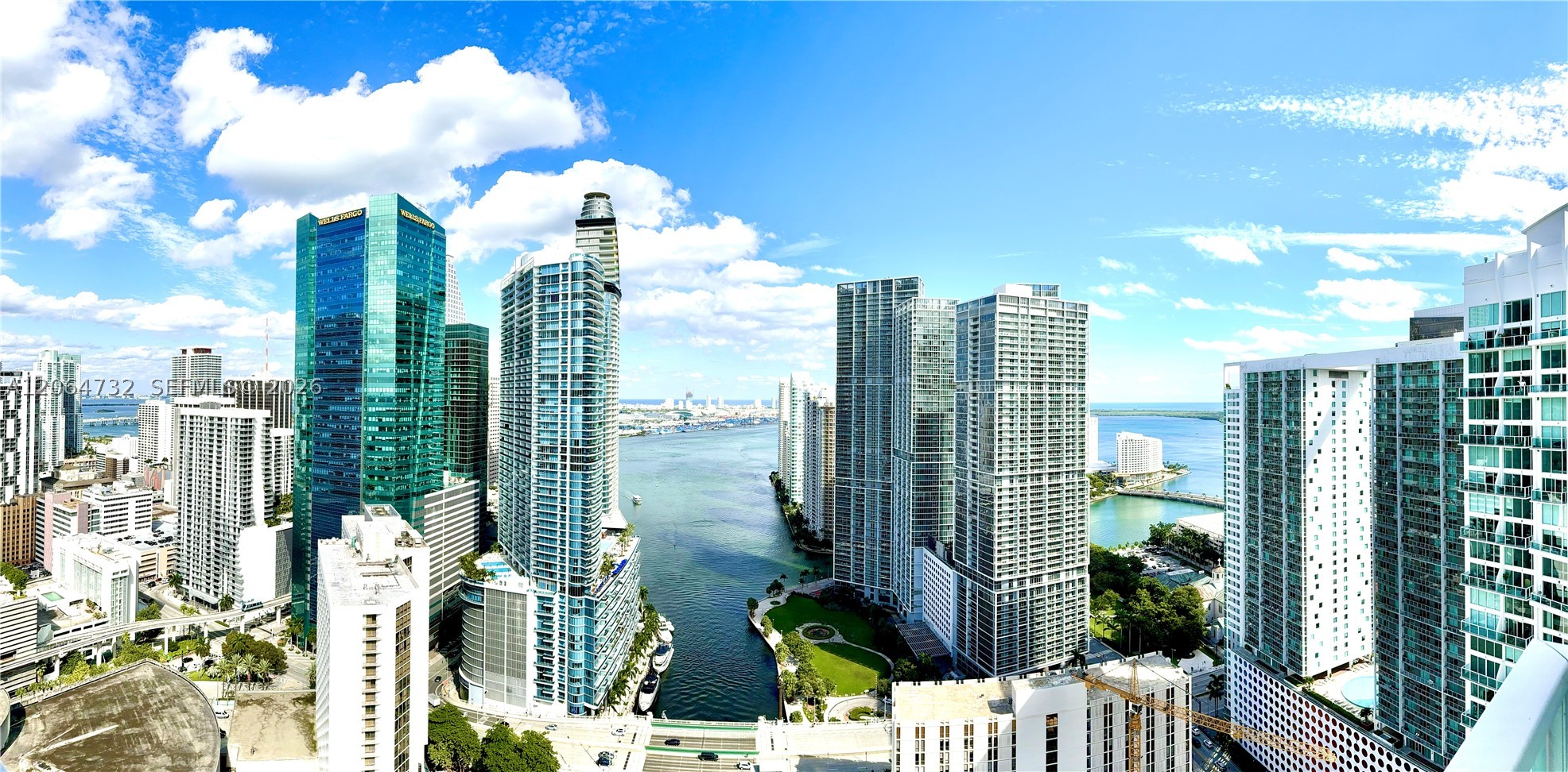 image Brickell on the River North1