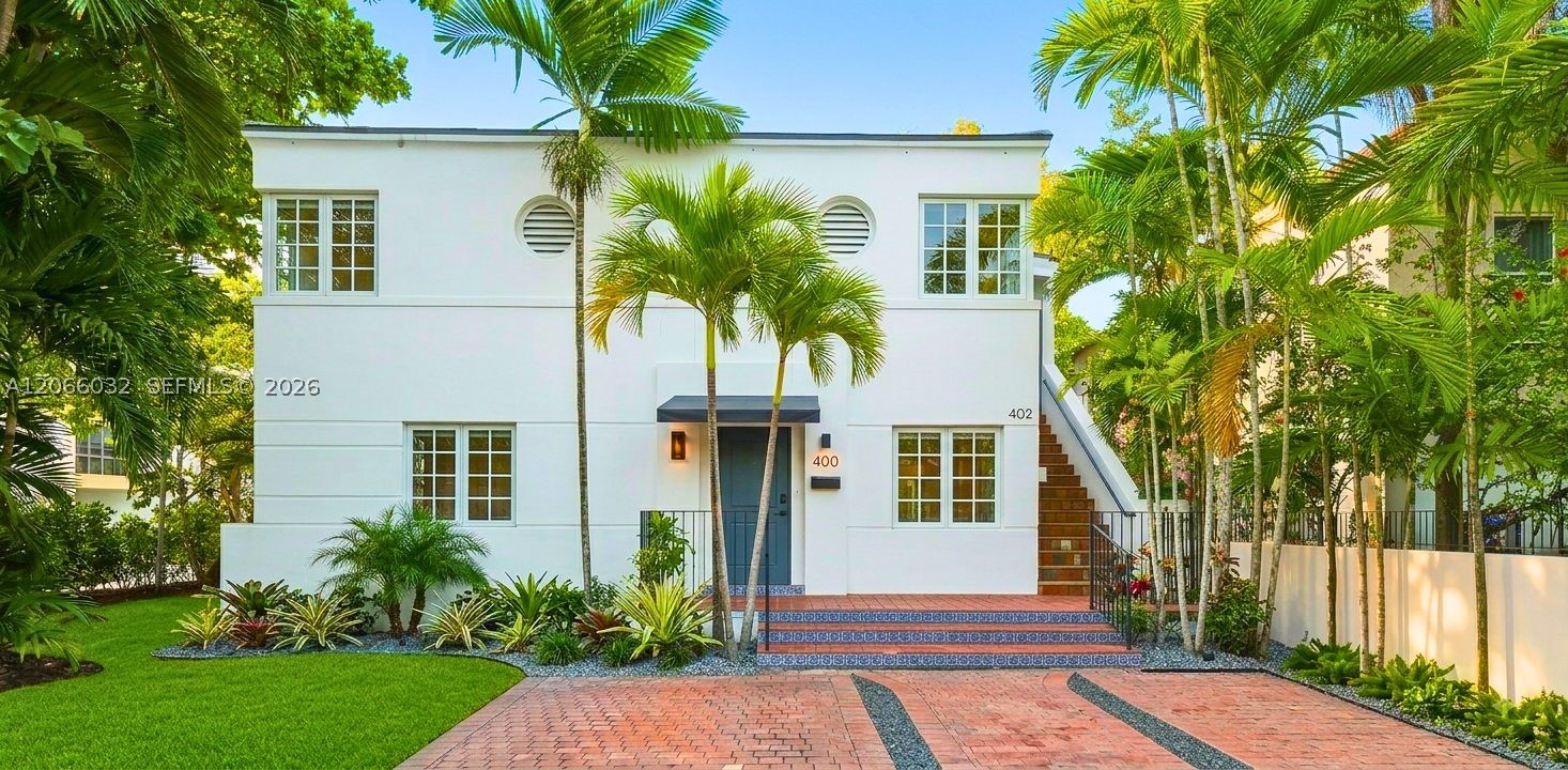 400 Alcazar Ave