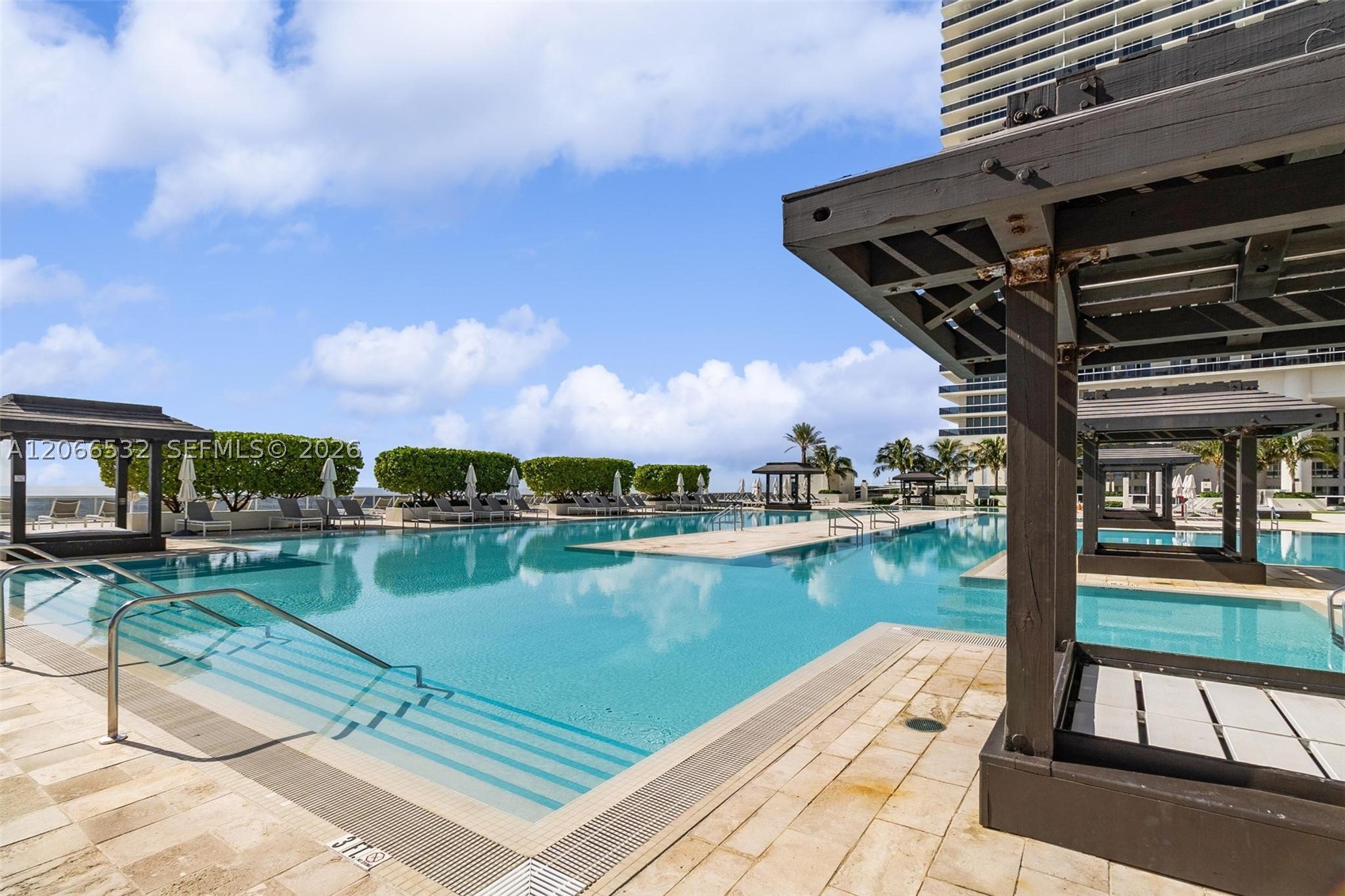 image Beach Club 234