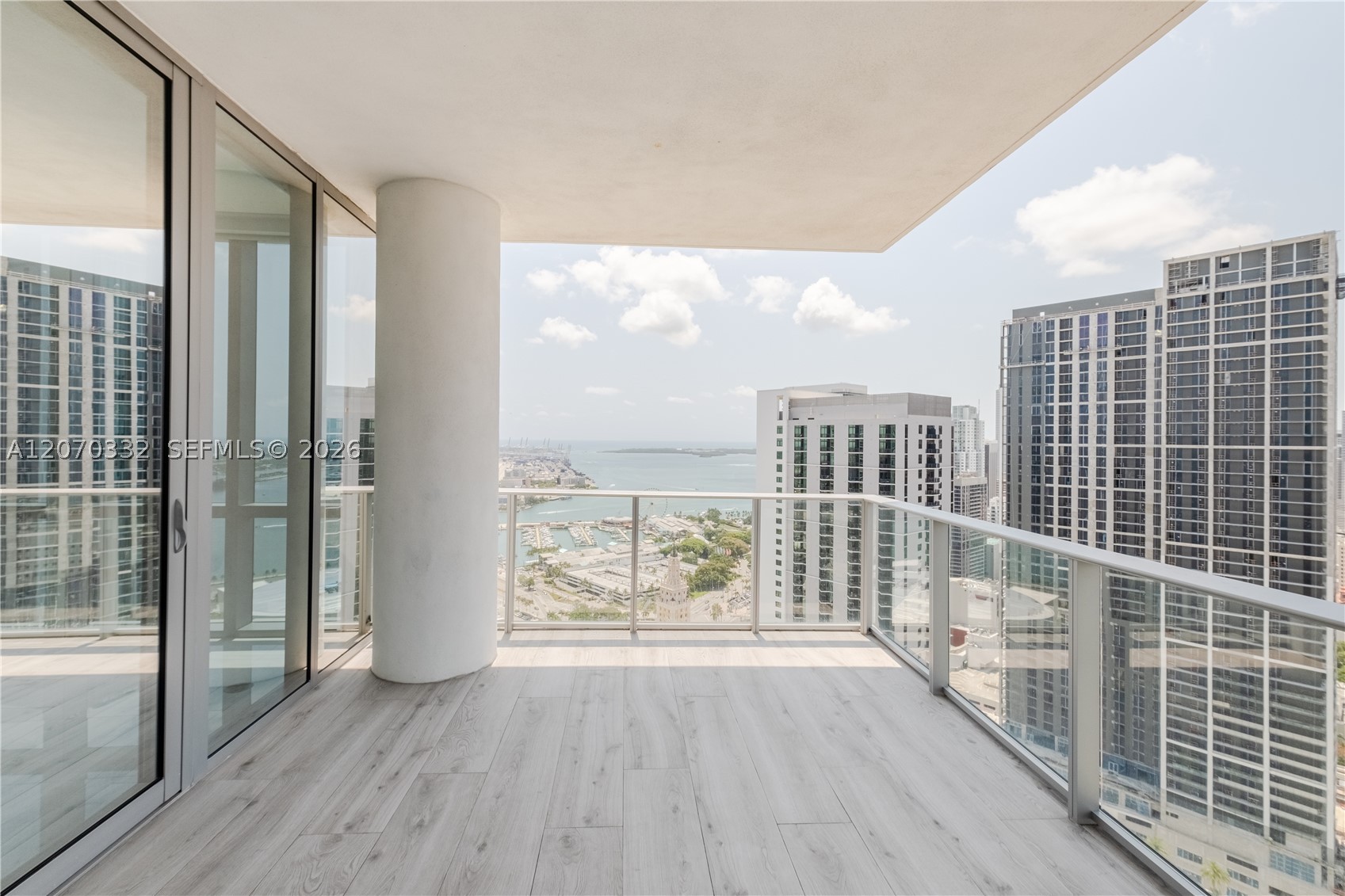 image Paramount Miami Worldcenter11