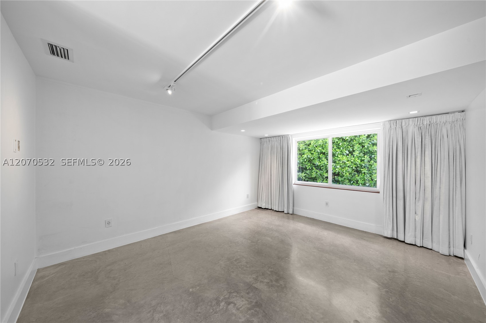 4001 Monserrate St Coral Gables, FL 33146