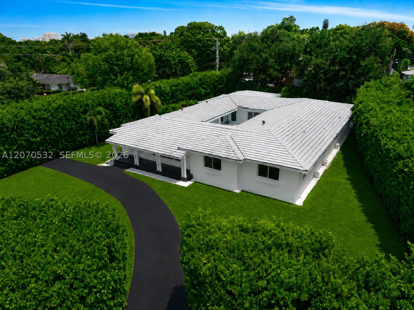 4001 Monserrate St Coral Gables, FL 33146