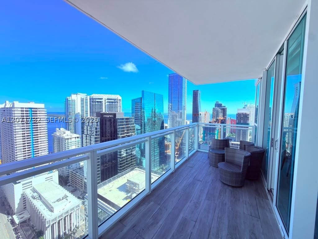 image The Bond on Brickell18