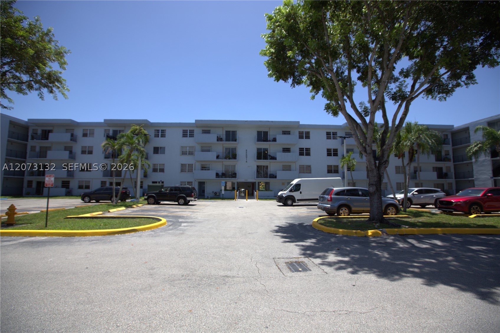 1221 SW 122nd Ave #403 Miami, FL 33184