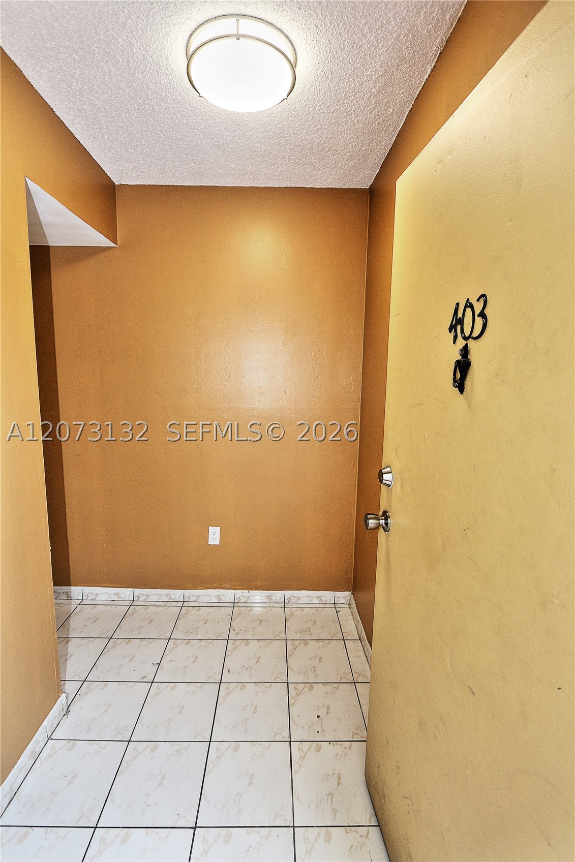 1221 SW 122nd Ave #403 Miami, FL 33184