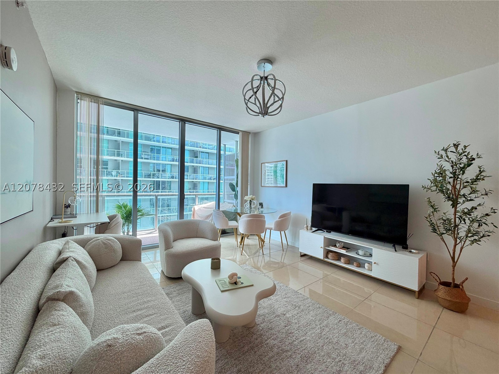 image Axis on Brickell North10