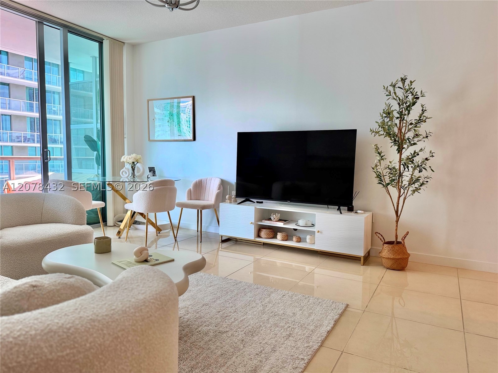 image Axis on Brickell North8