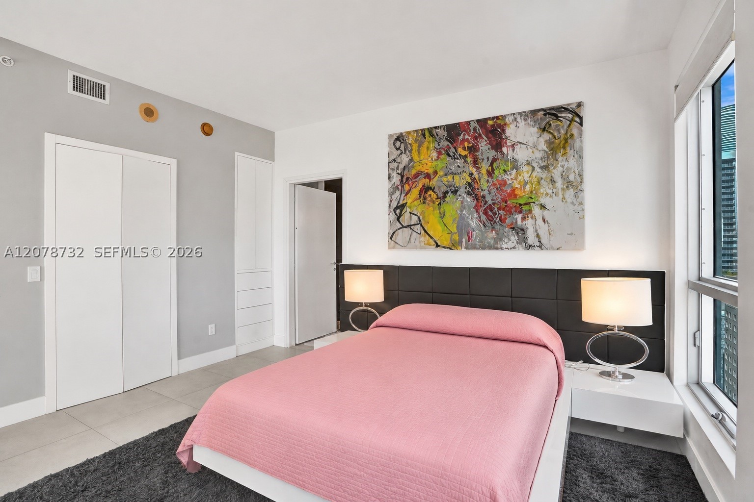 300 S Biscayne Blvd #T-1816 Miami, FL 33131