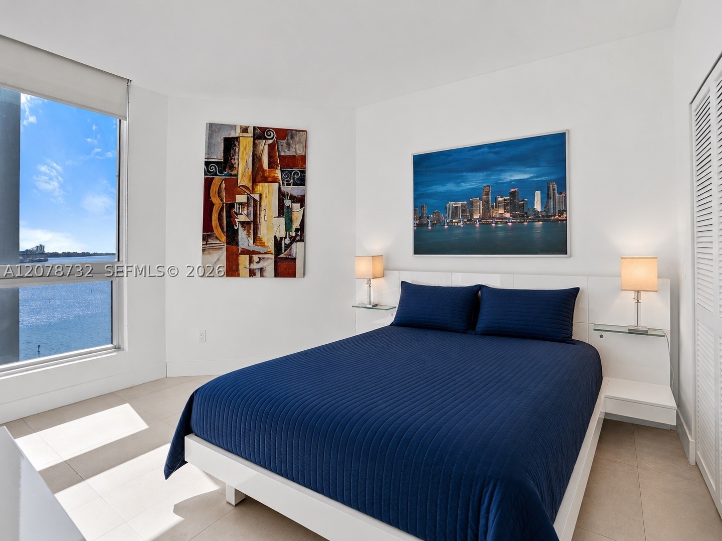 300 S Biscayne Blvd #T-1816 Miami, FL 33131