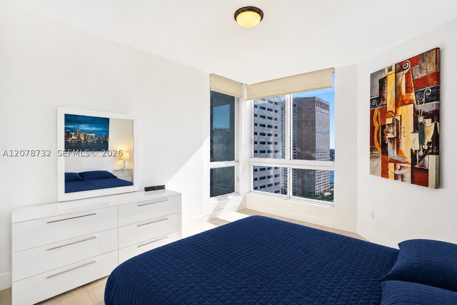 300 S Biscayne Blvd #T-1816 Miami, FL 33131