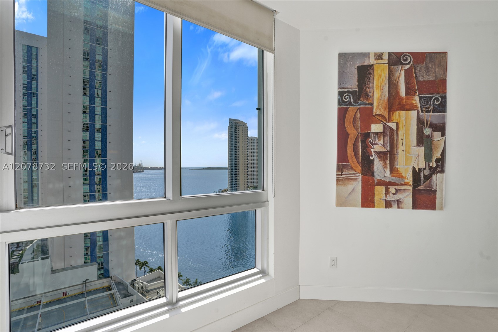 300 S Biscayne Blvd #T-1816 Miami, FL 33131