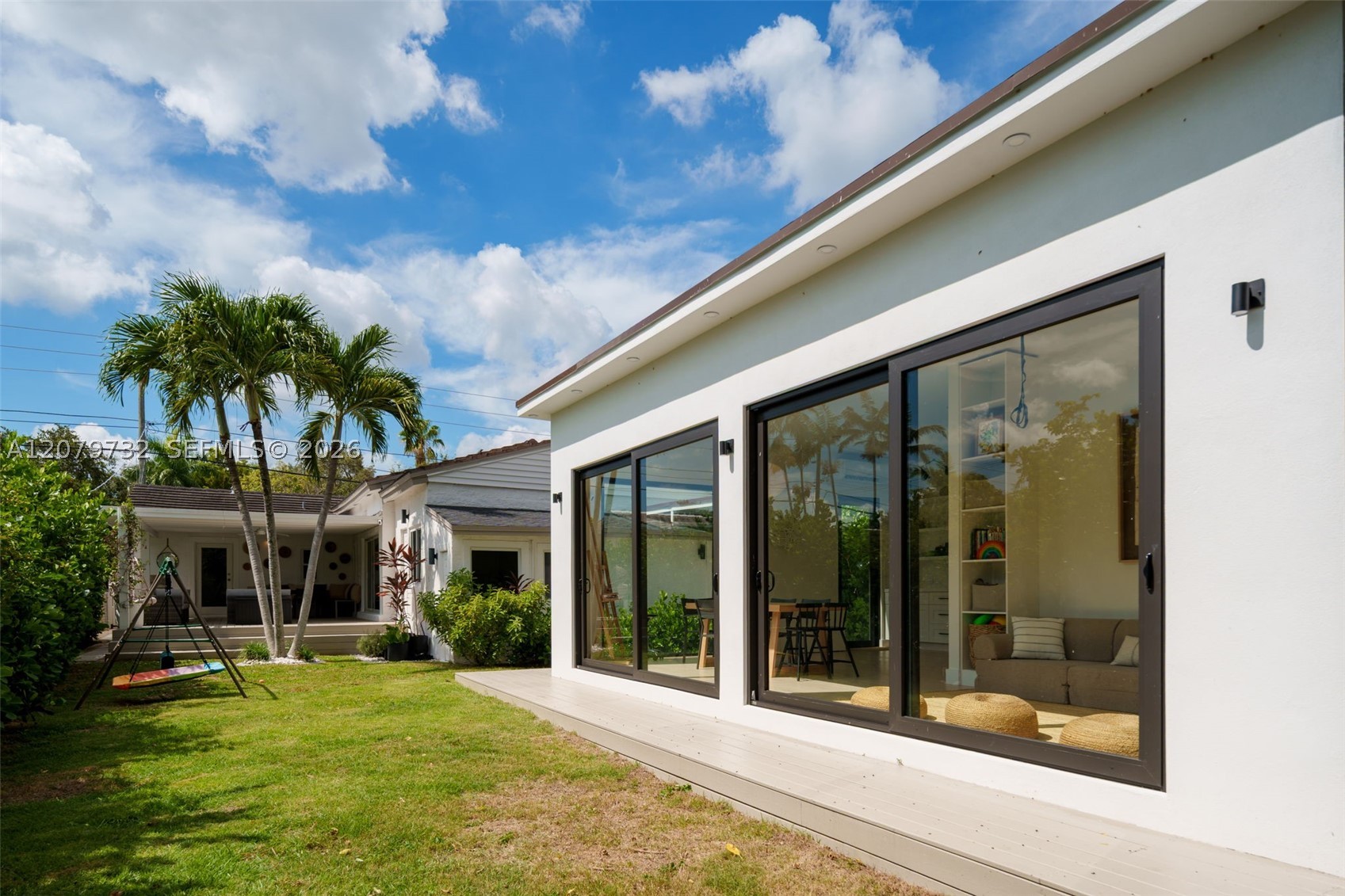 2521 SW 25th Ter Miami, FL 33133