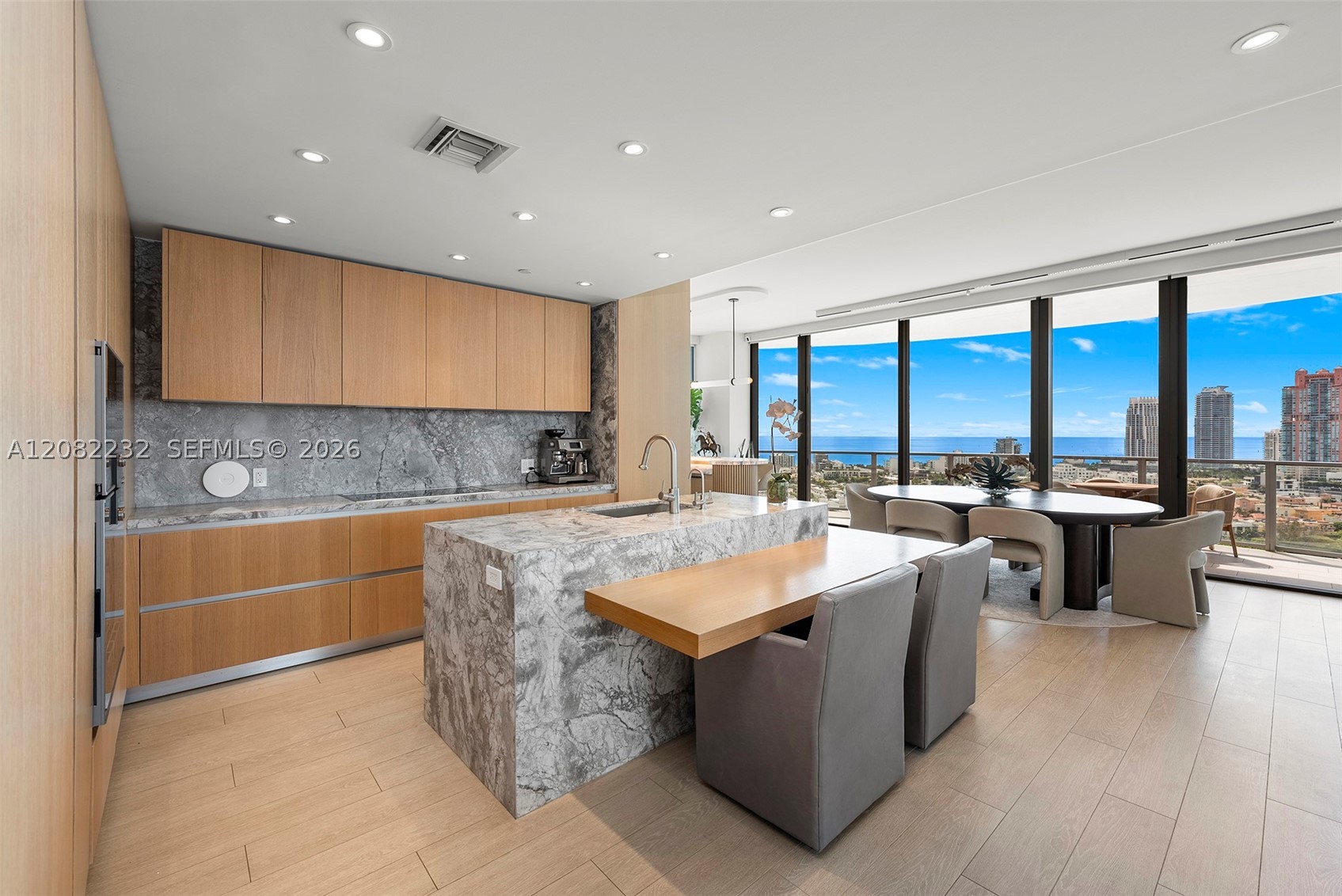 500 Alton Rd #2318 Miami Beach, FL 33139