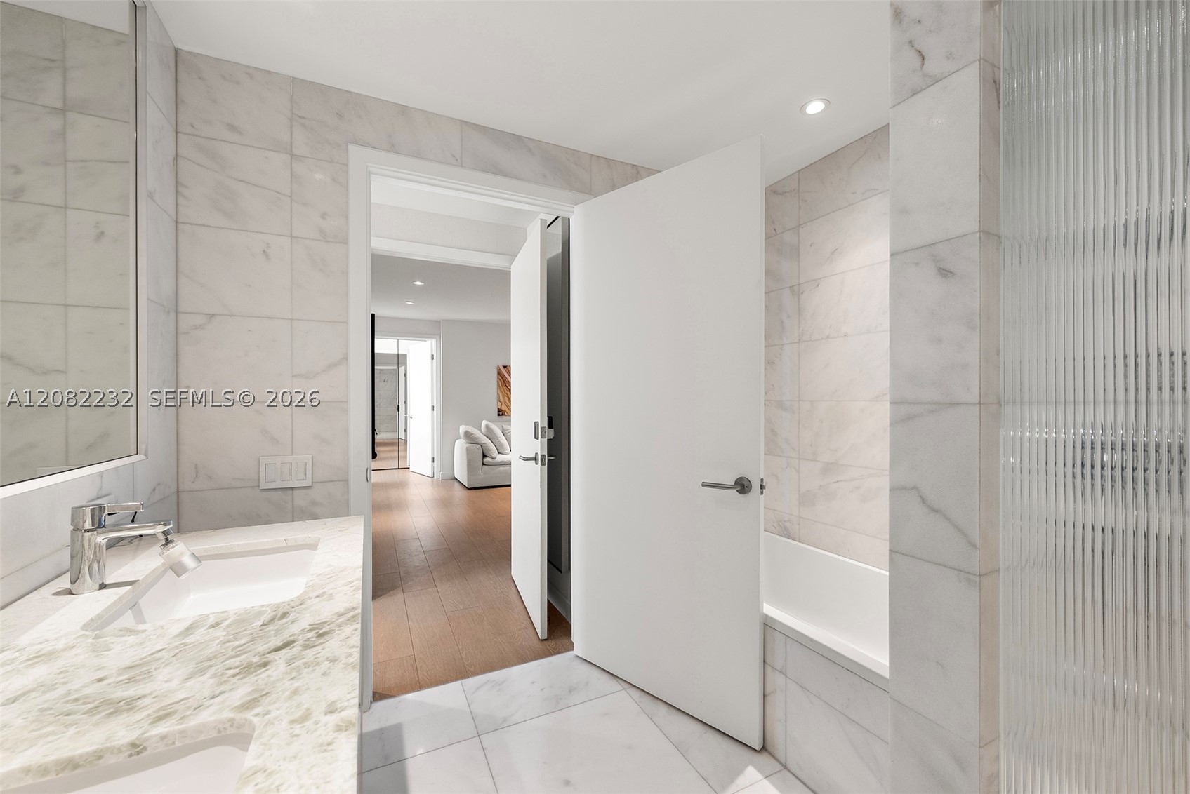 500 Alton Rd #2318 Miami Beach, FL 33139