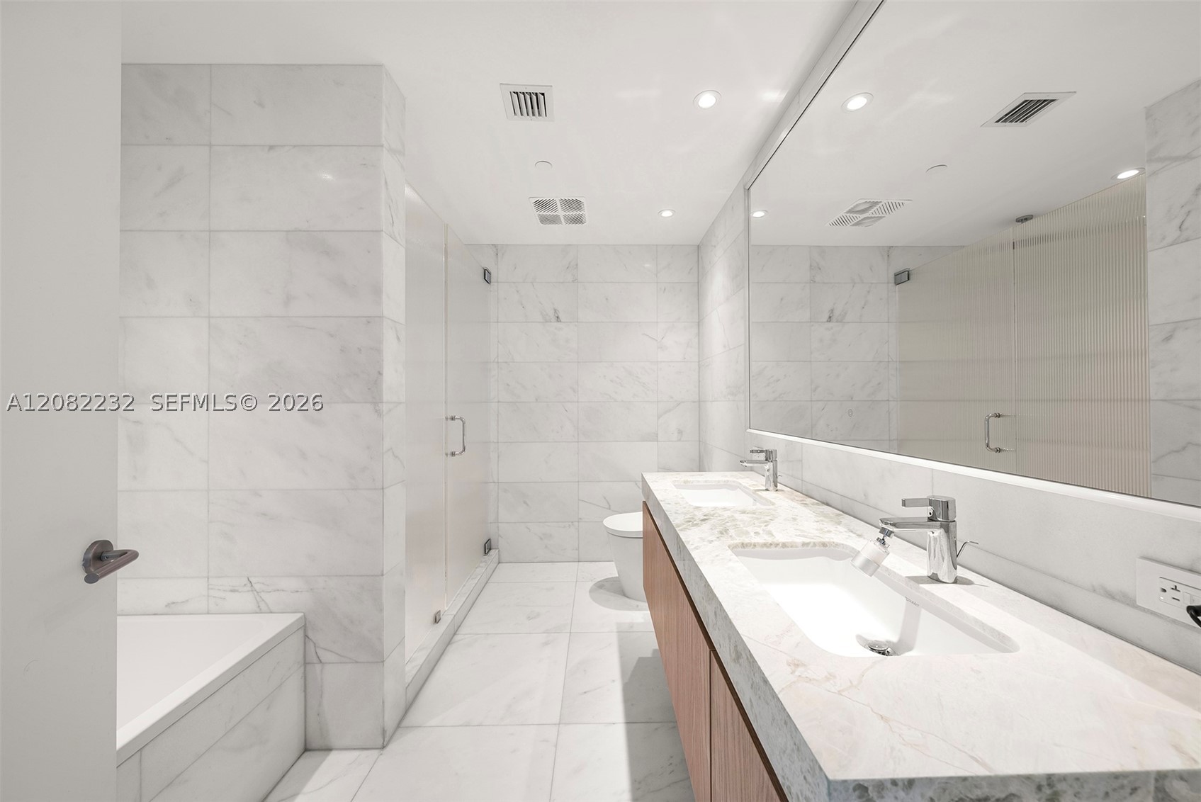 500 Alton Rd #2318 Miami Beach, FL 33139