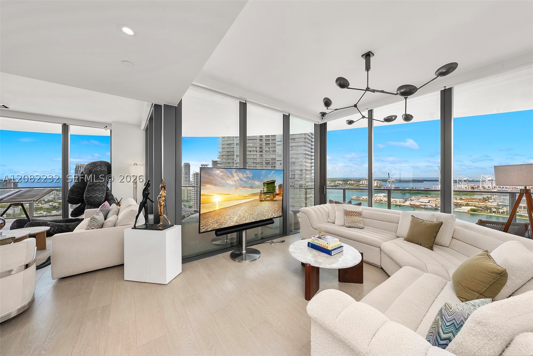 500 Alton Rd #2318 Miami Beach, FL 33139