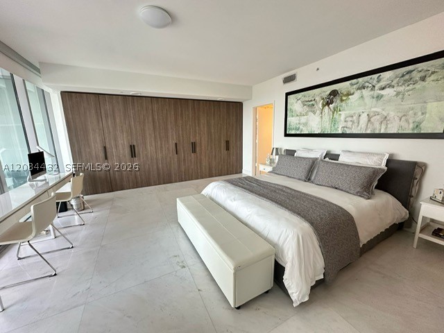 1 Collins Ave #602 Miami Beach, FL 33139