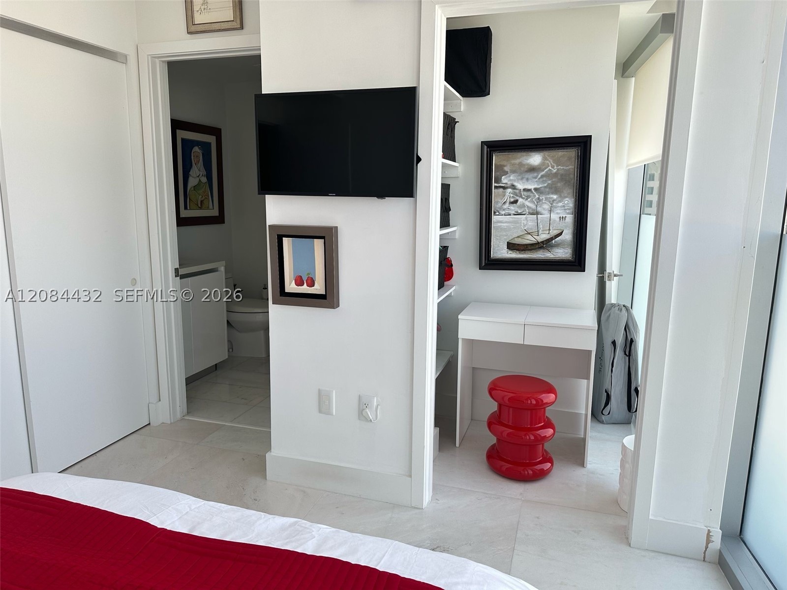 1 Collins Ave #602 Miami Beach, FL 33139