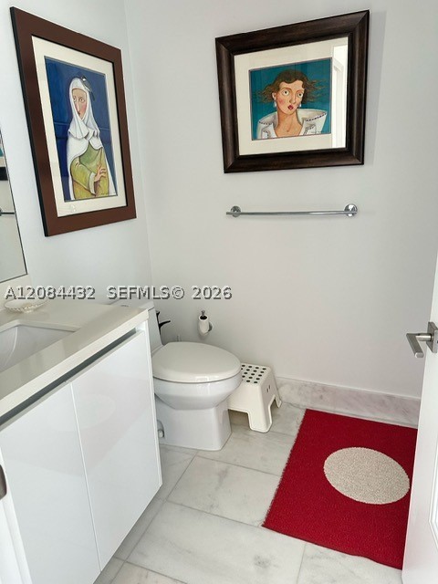 1 Collins Ave #602 Miami Beach, FL 33139