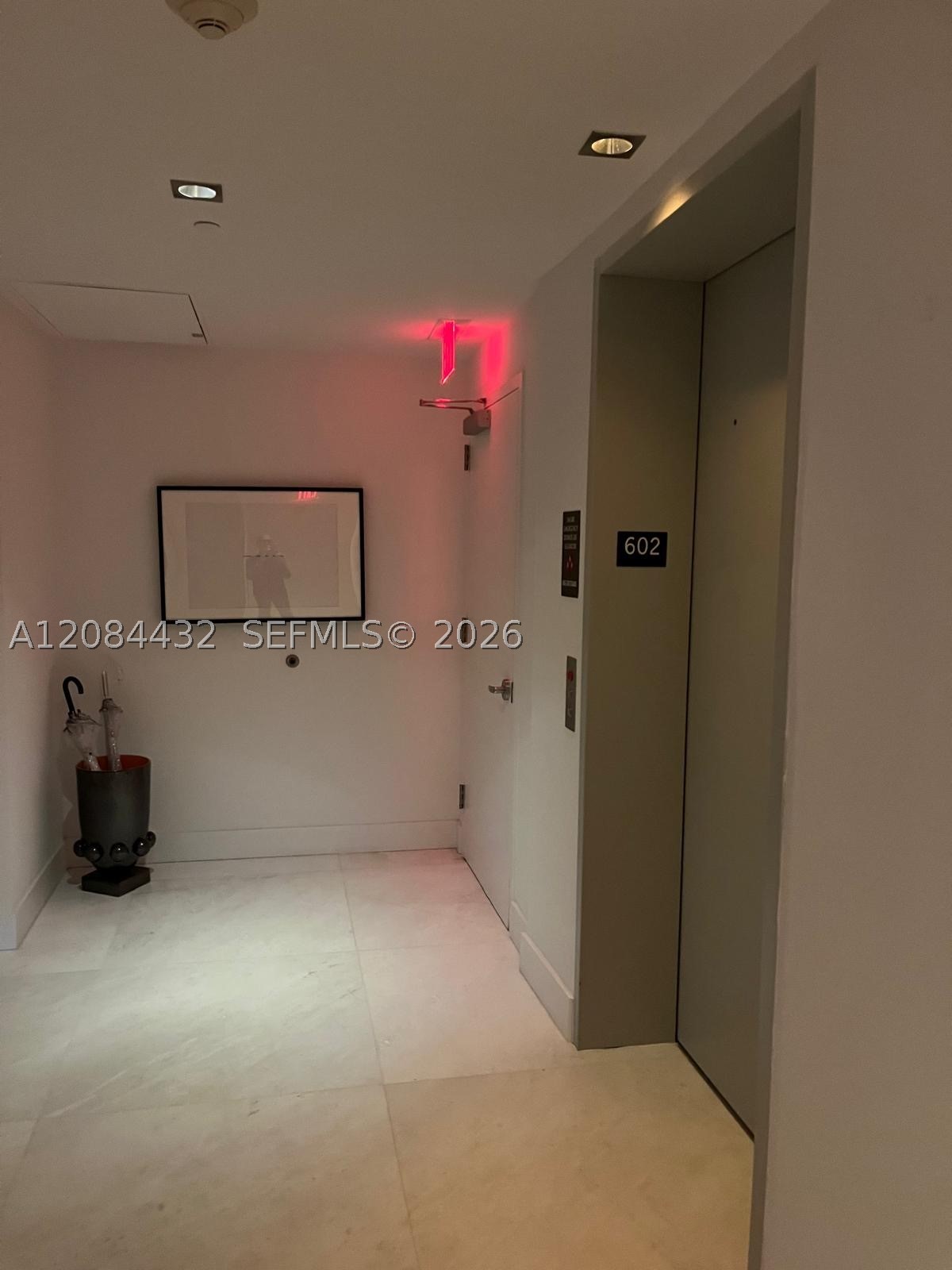 1 Collins Ave #602 Miami Beach, FL 33139
