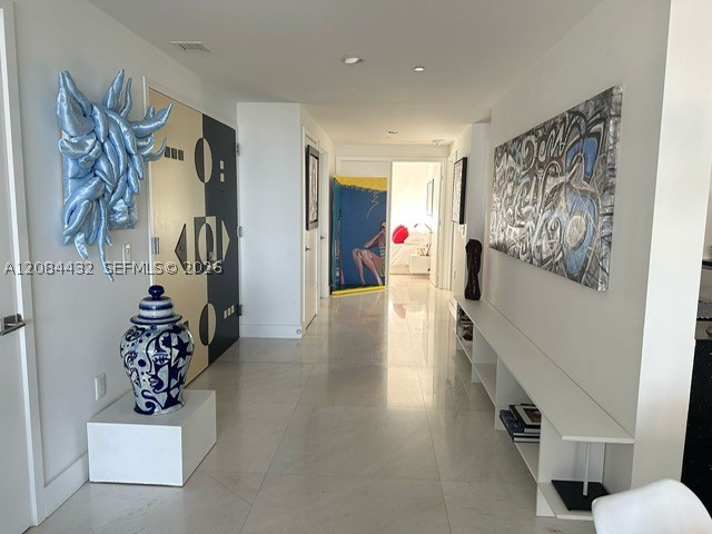 1 Collins Ave #602 Miami Beach, FL 33139