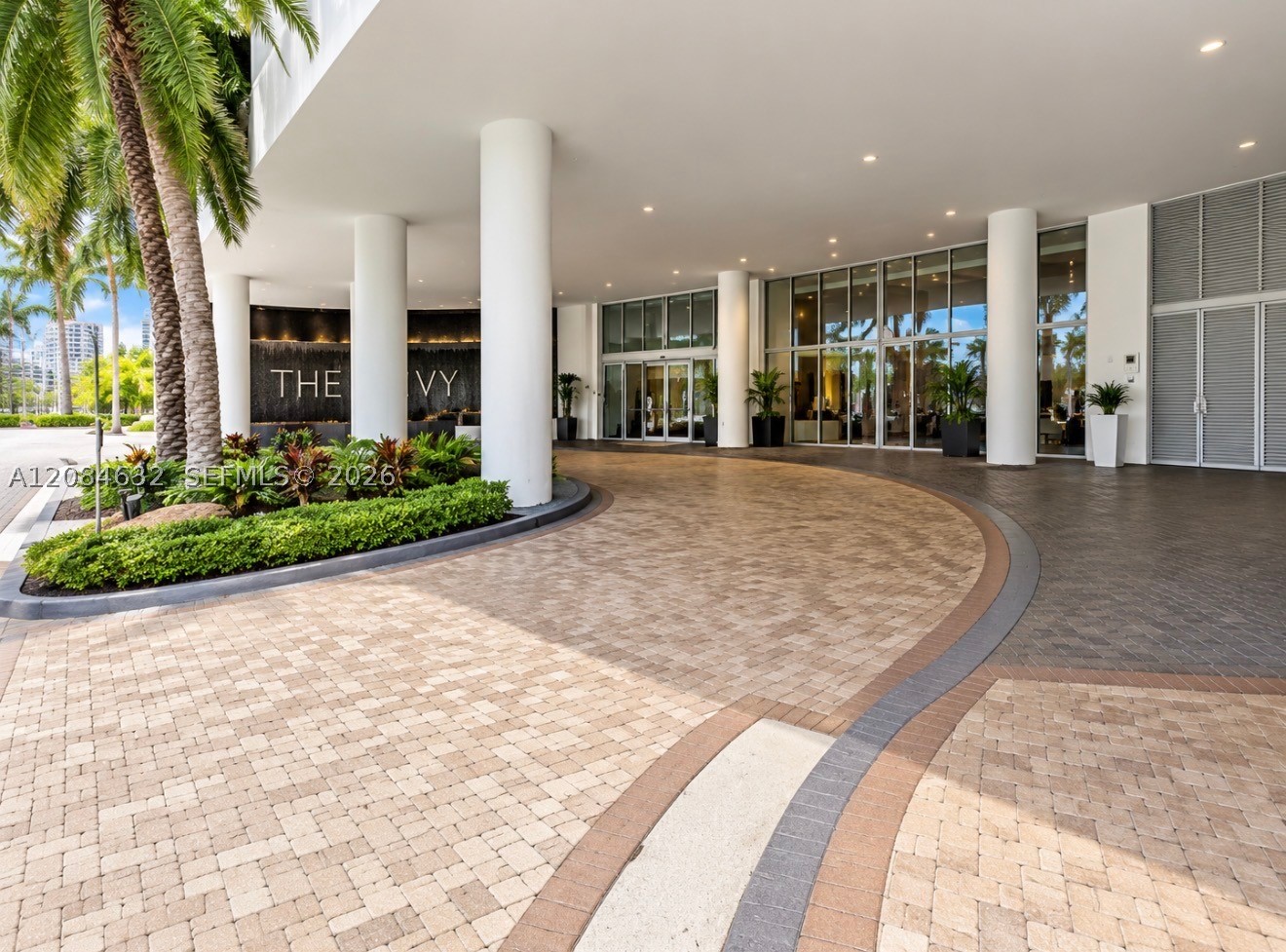 image The Ivy at Riverfront1