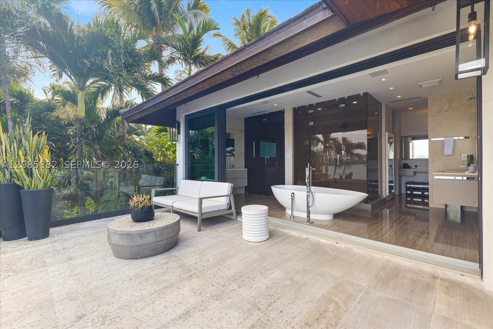 401 E Rivo Alto Dr Miami Beach, FL 33139