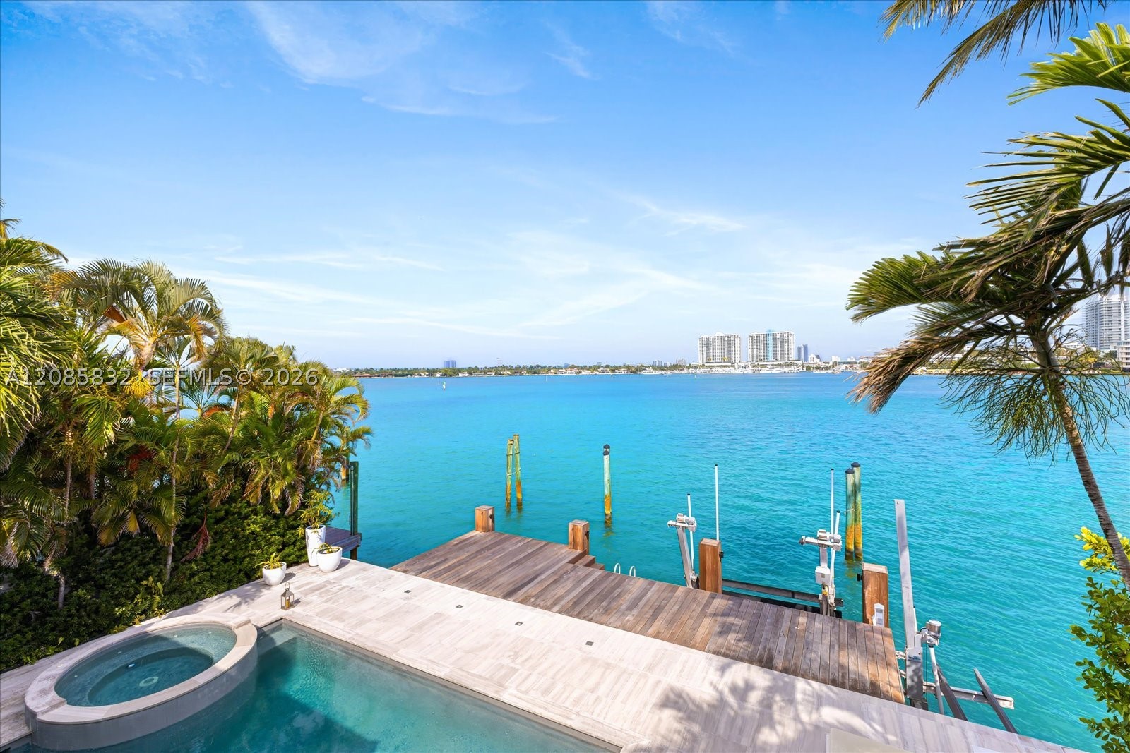 401 E Rivo Alto Dr Miami Beach, FL 33139