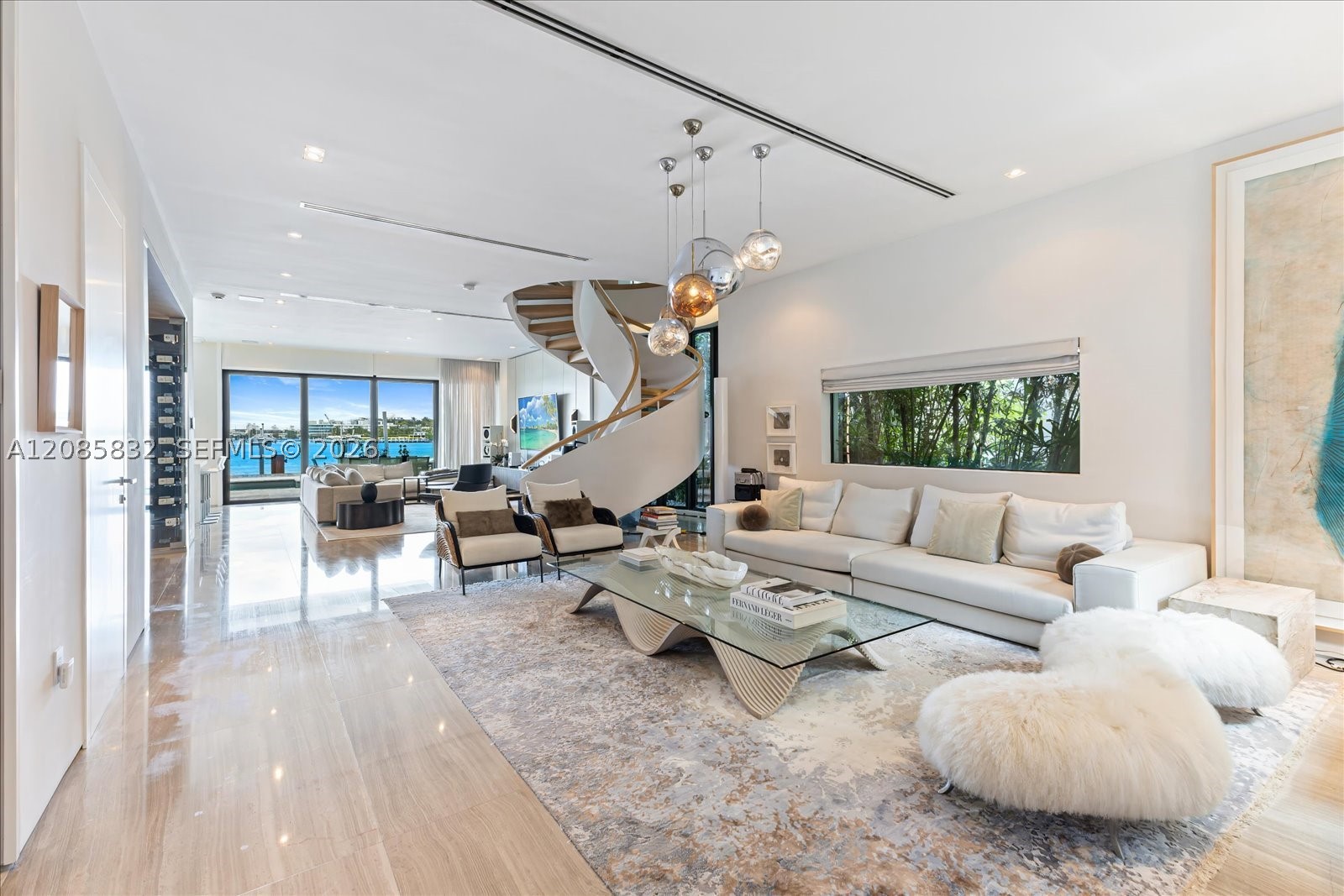 401 E Rivo Alto Dr Miami Beach, FL 33139