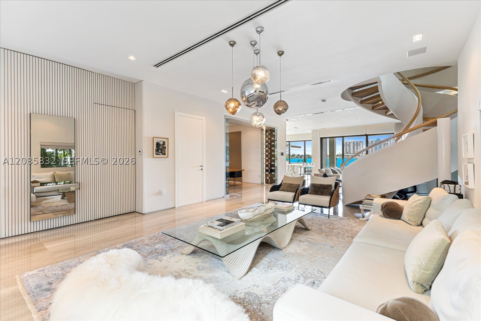 401 E Rivo Alto Dr Miami Beach, FL 33139