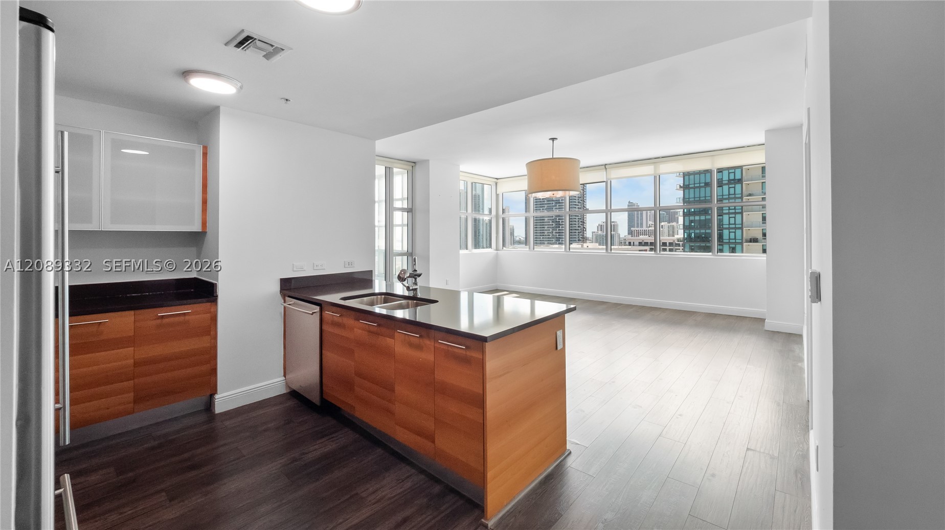 image 4 Midtown9