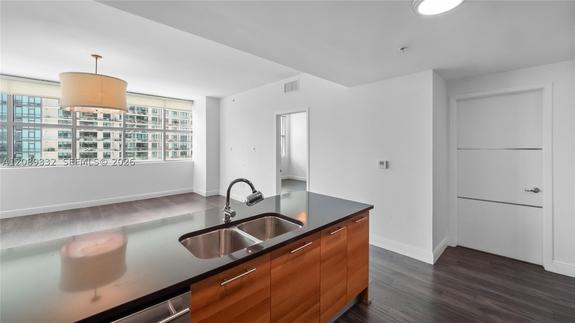 image 4 Midtown11