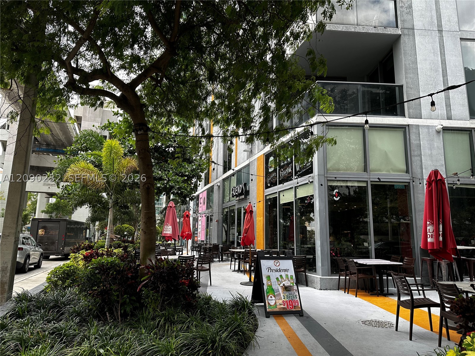 image Brickell on the River South37