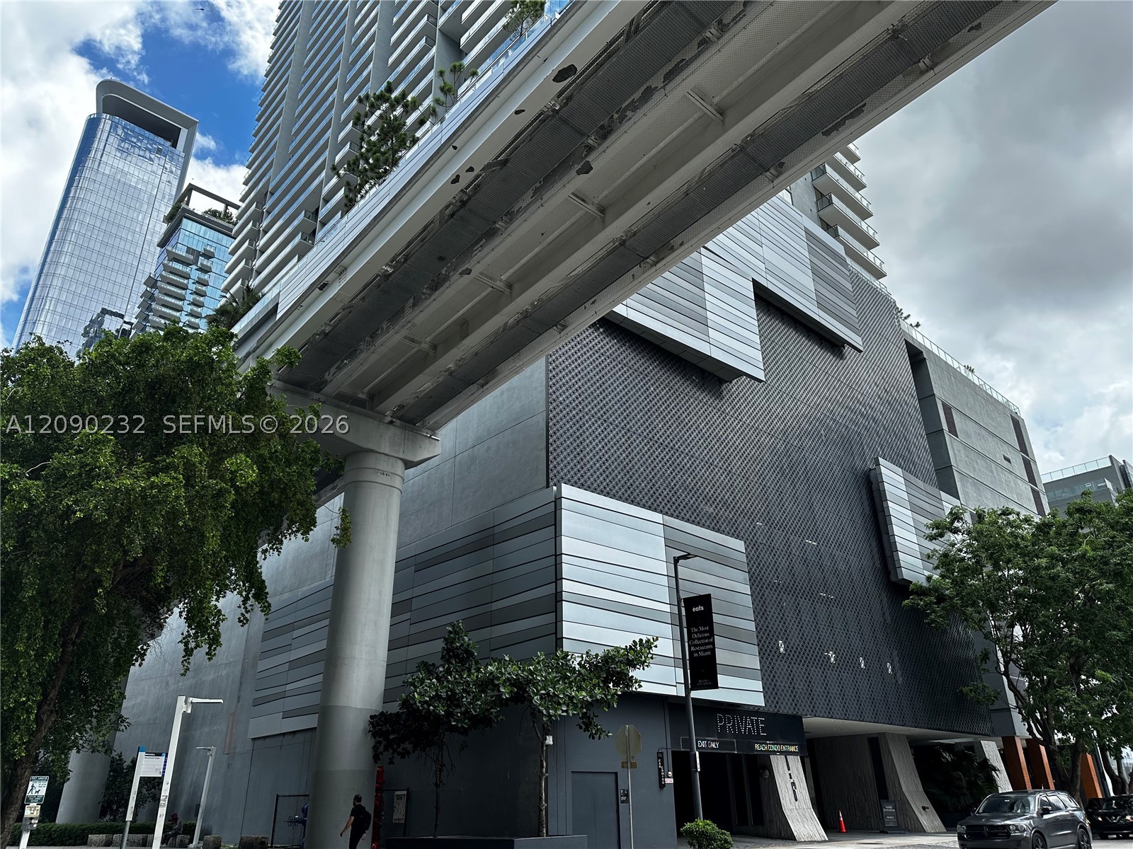 image Brickell on the River South38