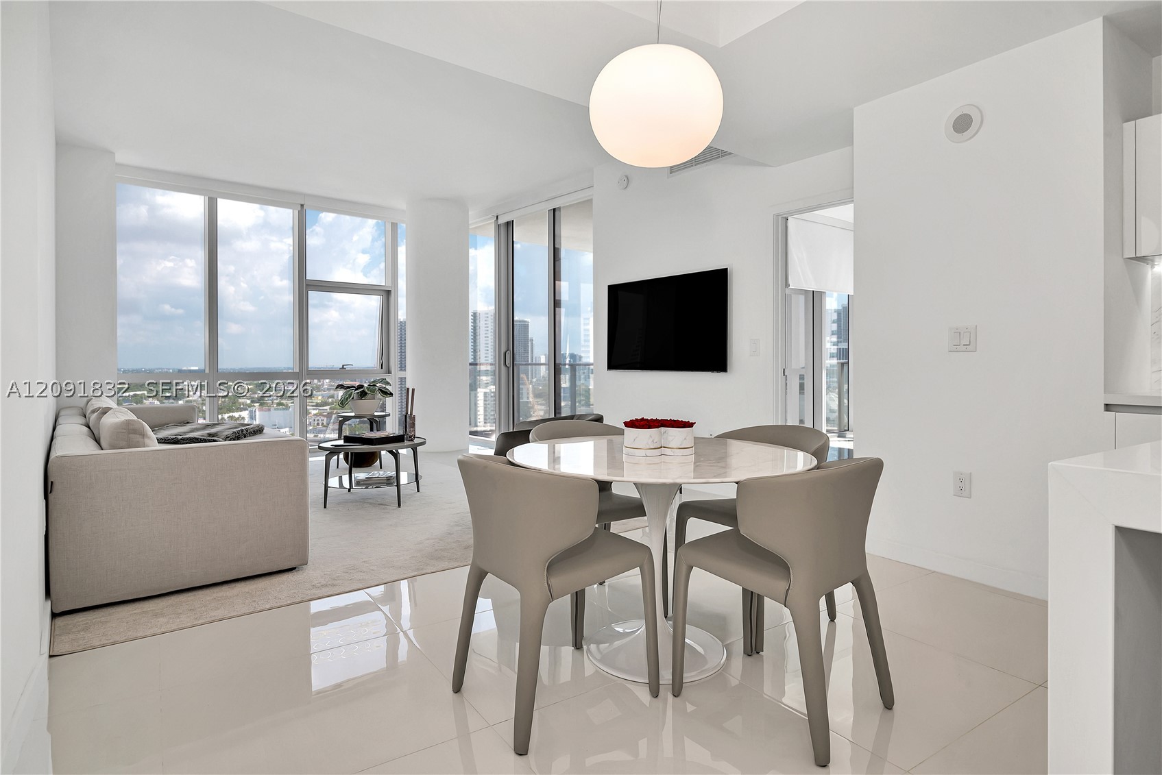 image Paramount Miami Worldcenter4