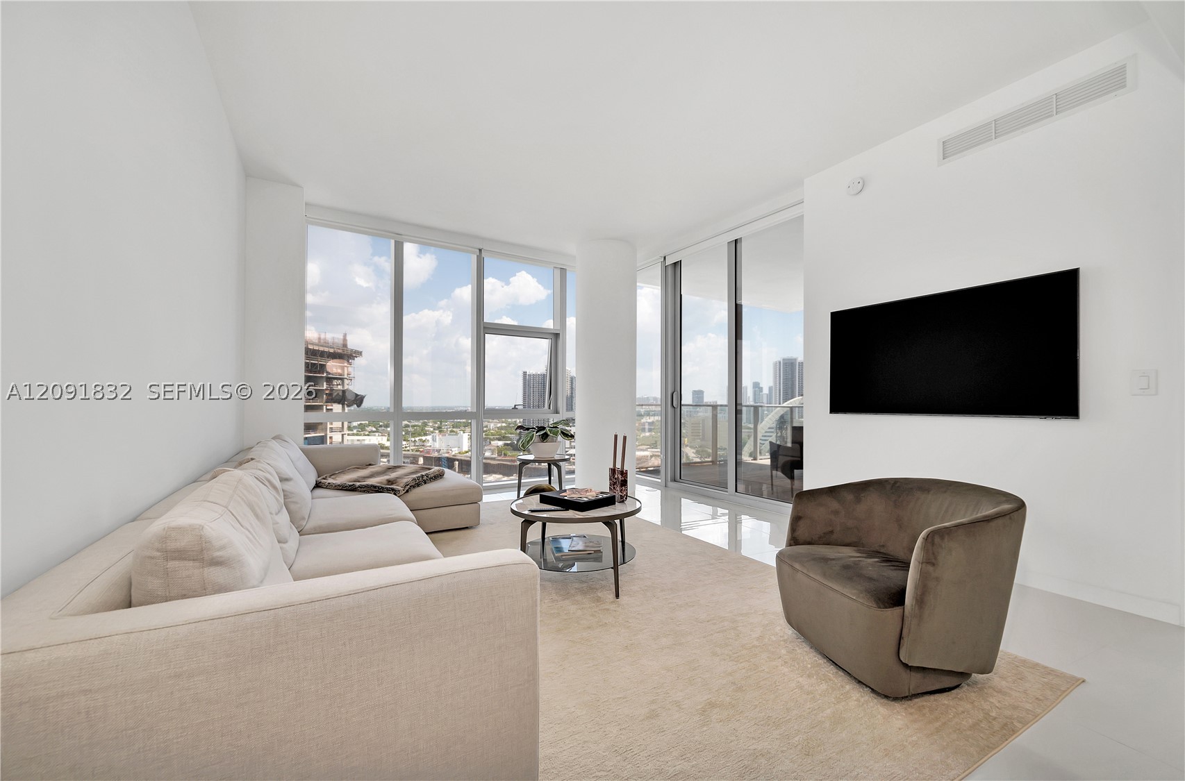 image Paramount Miami Worldcenter5
