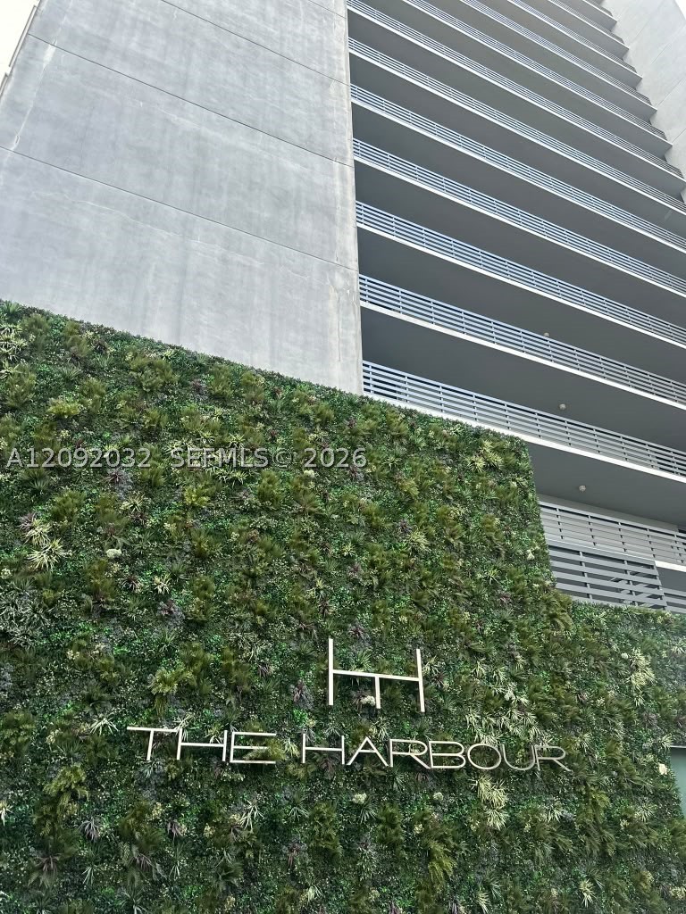 16385 Biscayne Blvd #2606