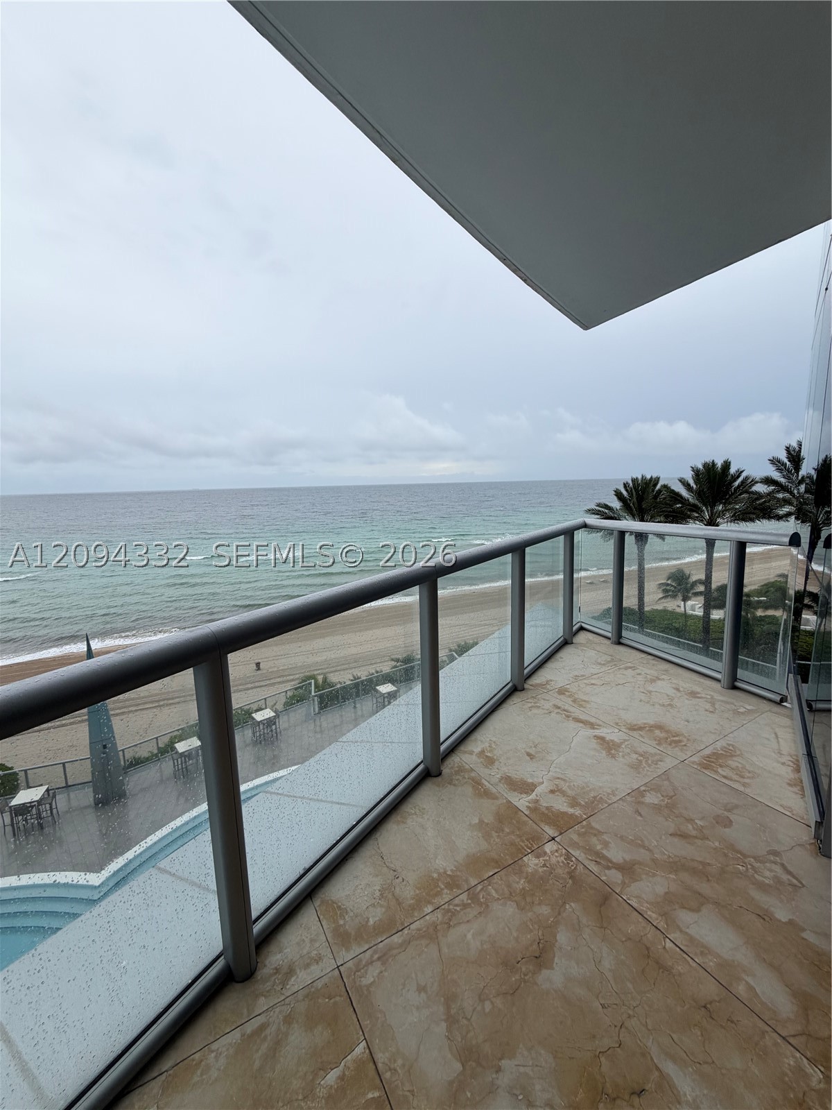 17121 Collins Ave #904