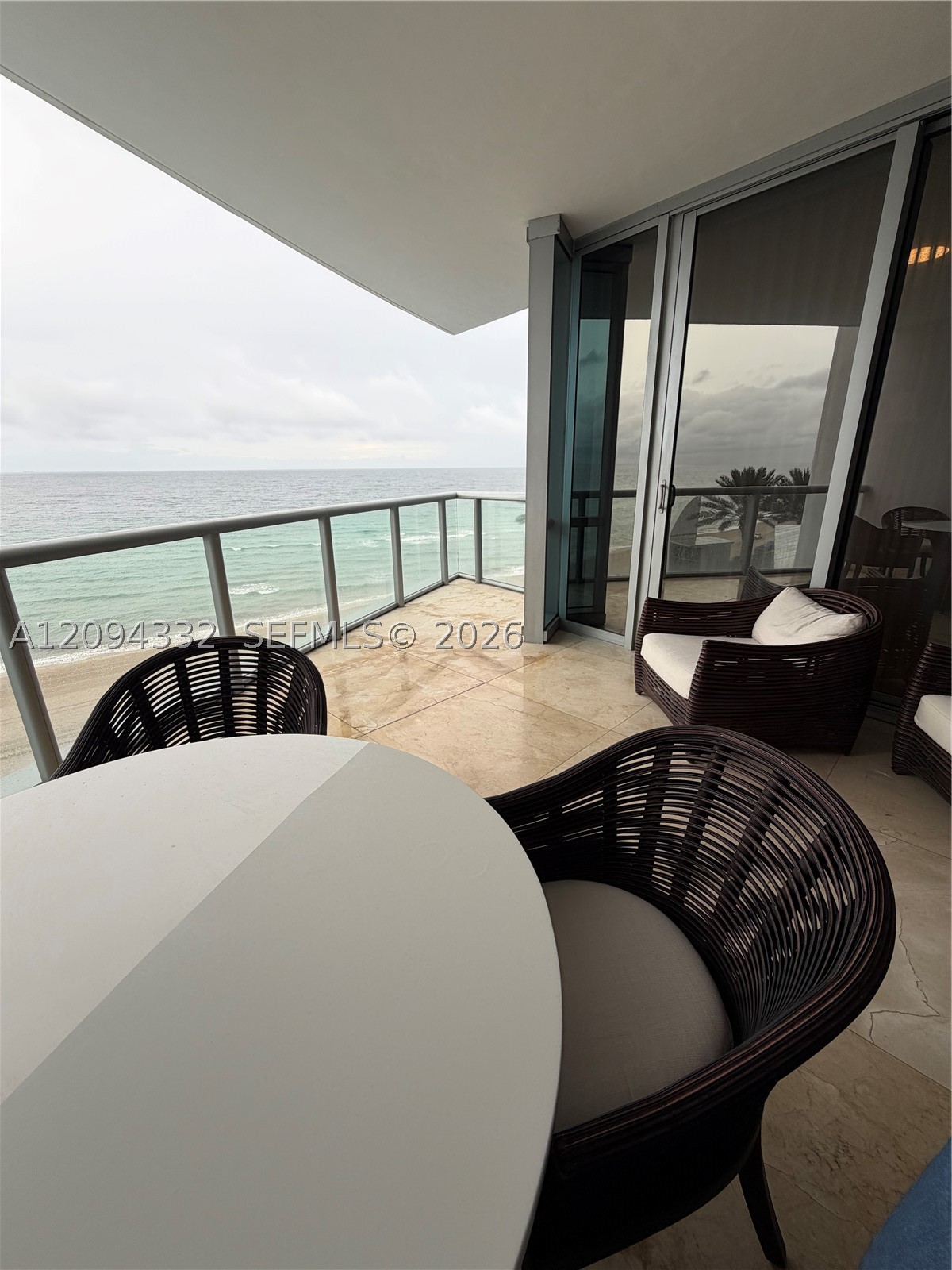 image Jade Ocean27