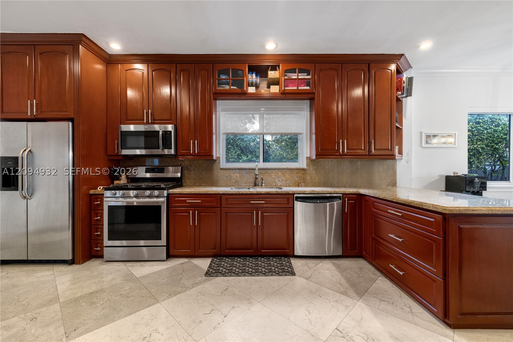435 N Shore Dr Miami Beach, FL 33141