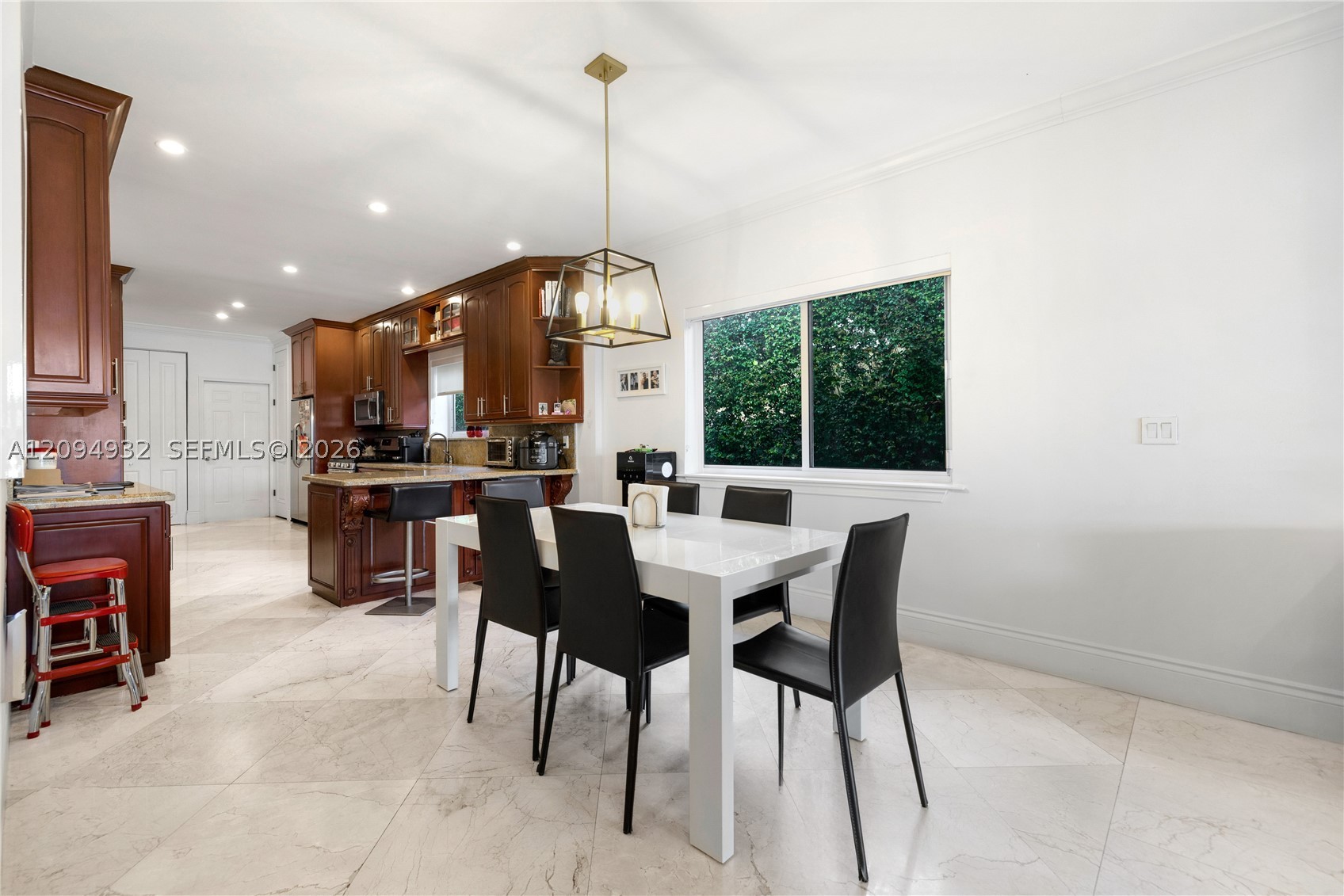 435 N Shore Dr Miami Beach, FL 33141