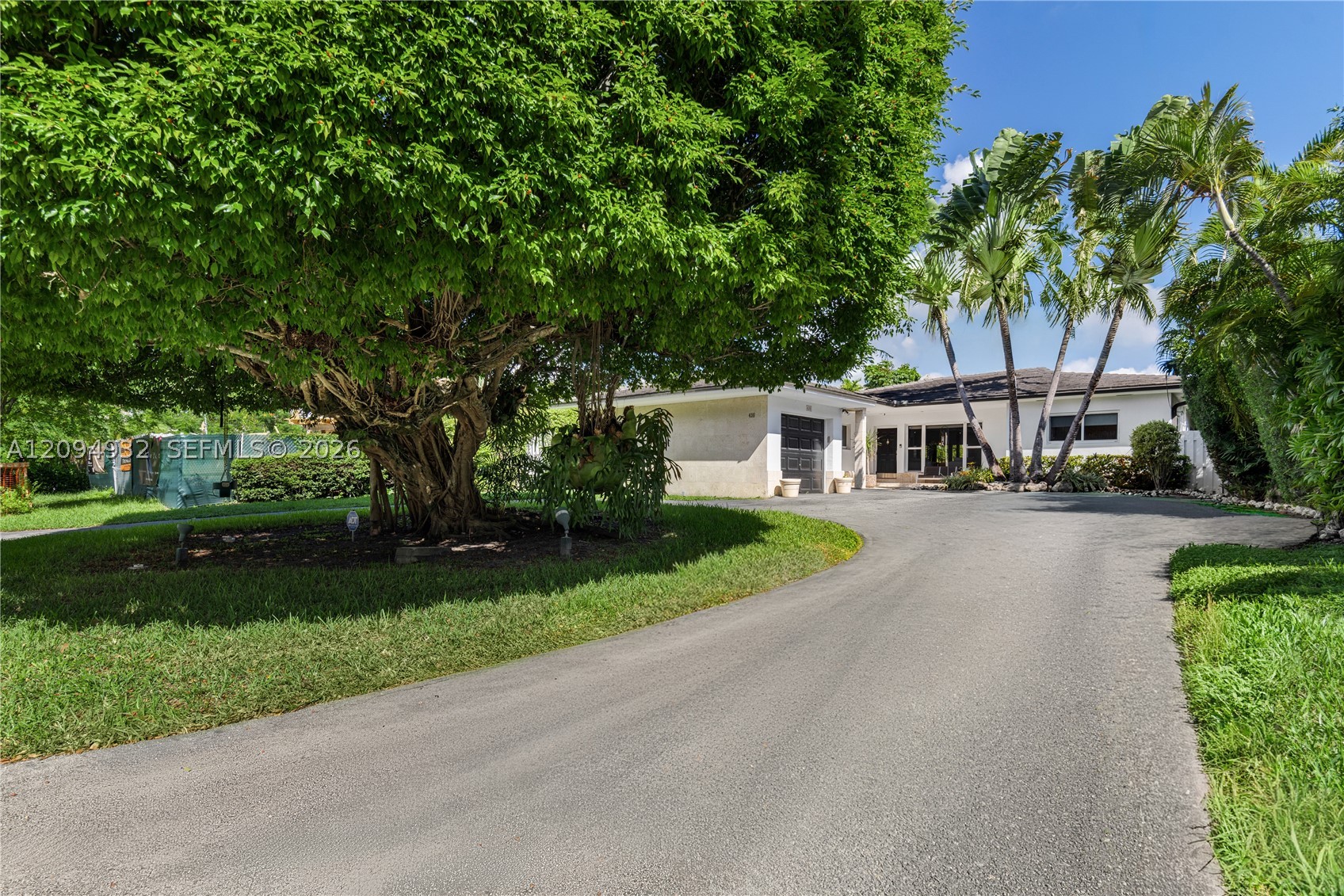 435 N Shore Dr Miami Beach, FL 33141