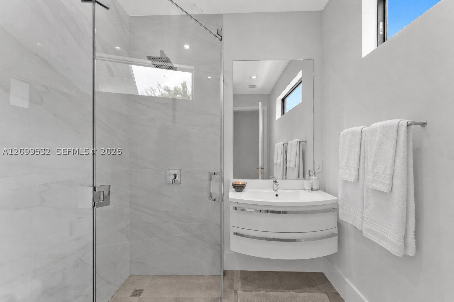 10 Samana Dr Miami, FL 33133